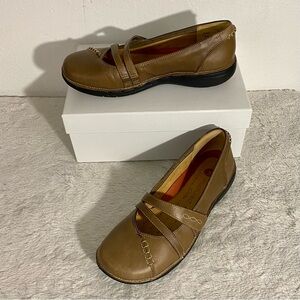 Clarks Unstructured Tan Leather Mary Jane Flats Women’s Size 7.5 M